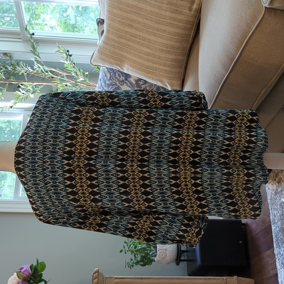 Women's EUC size large top from Dress Barn - Picture 4 of 8